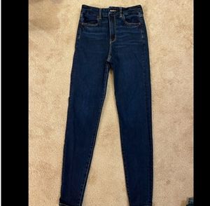 Dark American Eagle high rise skinny jeggings 6